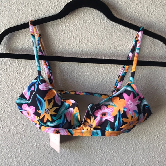 Midori Other - NWT Midori Bikinis Maunawili Mer Top Medium